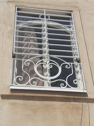 حفاظ پنجره فرفورژه
