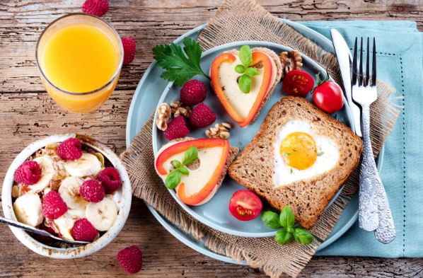 صبحانه رژیمی پر فیبر؛ چه بخوریم که لاغر شویم؟